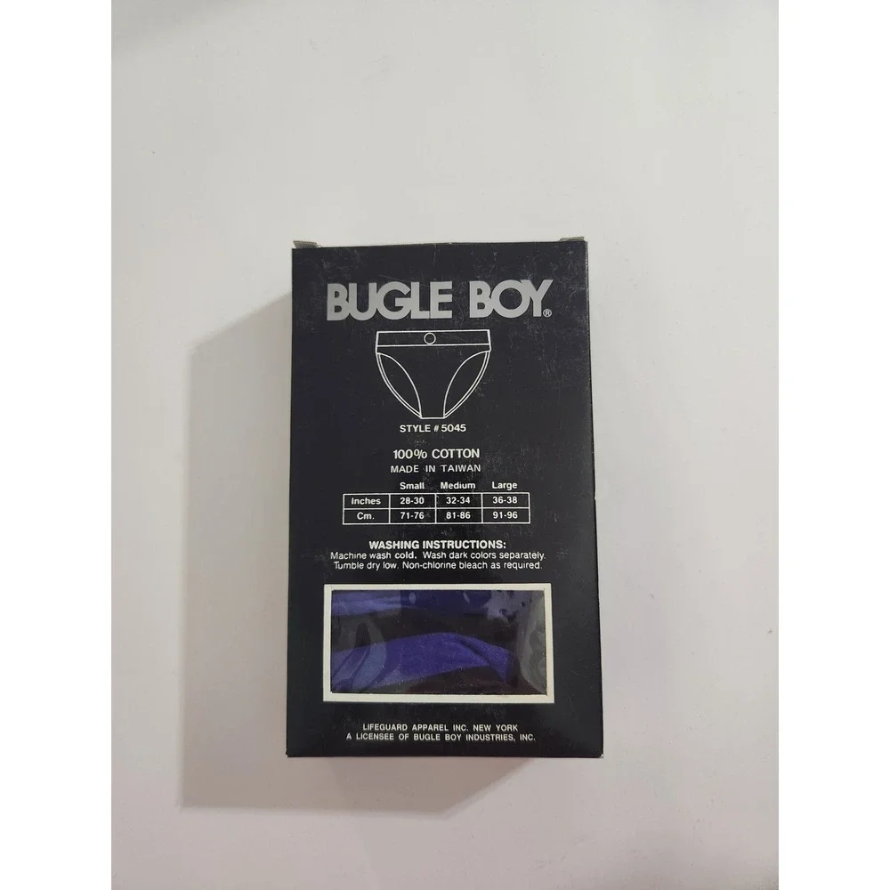 Bugle Boy step back